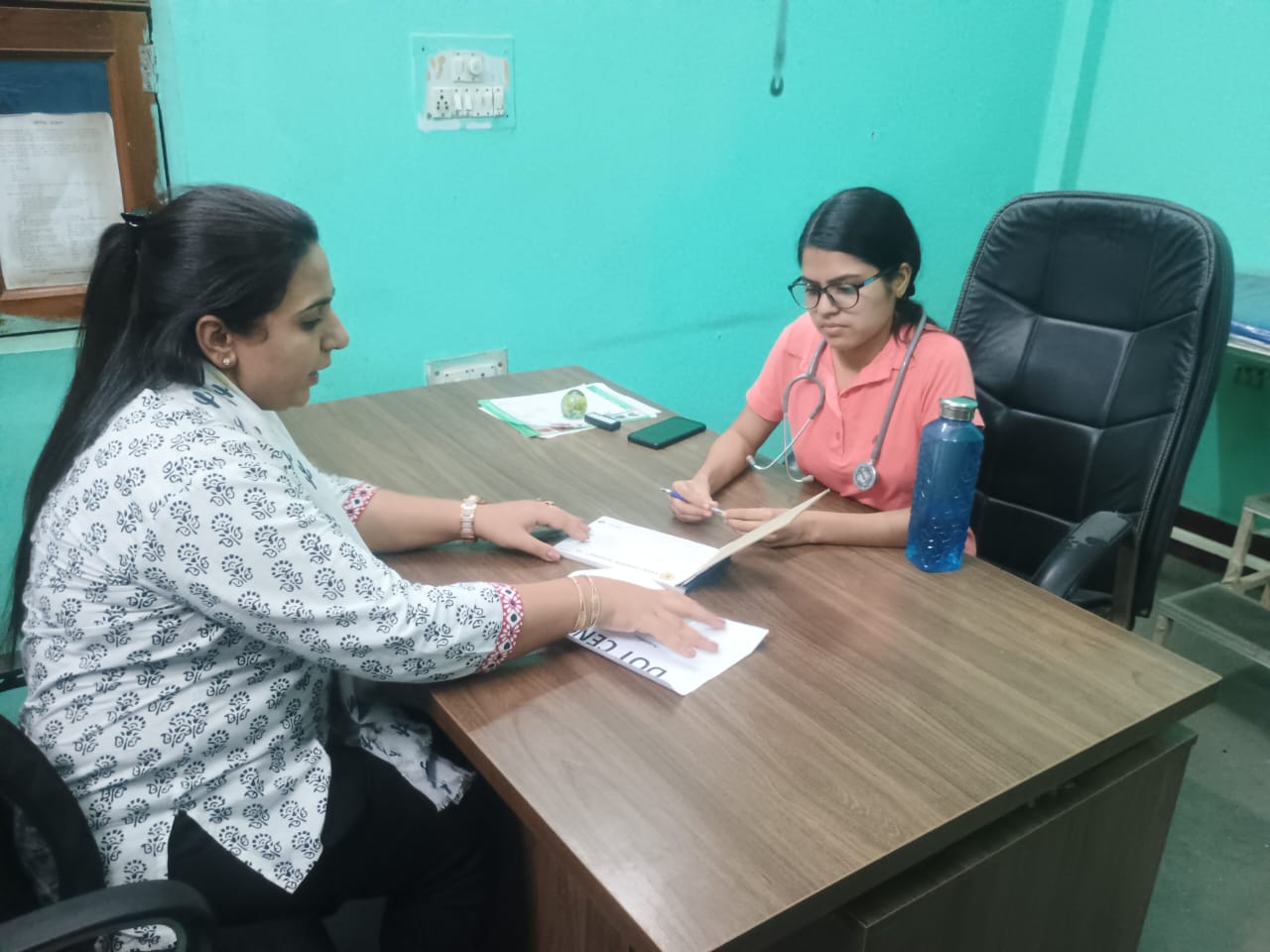 May 16, 2025 Laxmi Vihar – Visit to Mohalla Clinic with Kanika Ma’am; met M.O. Dr. Kaveri Bedi for program sensitisation
